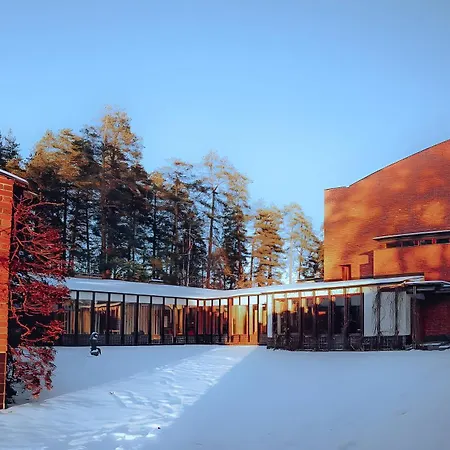 Saeynaetsalo Town Hall Апартаменты